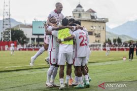 Persib Bandung gagal salip Persija Jakarta di klasemen Super League