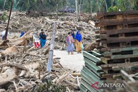 Pusdalops: 2.285 orang luka & 83 masih hilang akibat bencana di Sumut