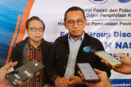 HAPPI--KKP susun naskah akademik PP Sempadan Pantai, Jawab konflik dan abrasi