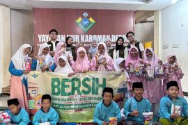 Yayasan Siap Bergerak ajak anak Panti Asuhan Nur Karomah terapkan PHBS