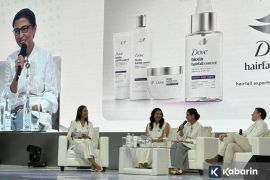 5 Kesalahan Umum Saat Mengatasi Rambut Rontok yang Wajib Dihindari