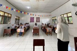 Disdukcapil Barut tekankan pelajar aktifkan identitas kependudukan digital