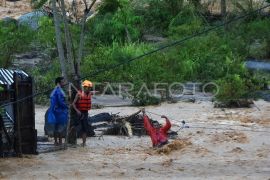 Air sungai kembali meluap di Batu Busuk Padang Page 2 Small