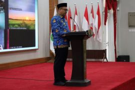Kukar optimalkan digitalisasi permudah layanan 237 desa/kelurahan