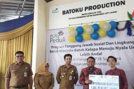 PLN beri bantuan Batoku Jambi berdayakan kelompok Ibu-ibu di Jambi