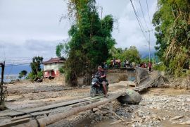 Banjir bandang kembali landa Agam Sumbar, dua rumah rusak