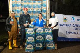 Danone Indonesia salurakan bantuan awal untik korban banjir di Tapanuli Tengah