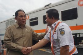 Anggota DPR RI minta KAI tambah layanan kereta api