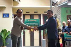 PTPN I Regional 5 salurkan bantuan TJSL senilai Rp207 juta ke Jember