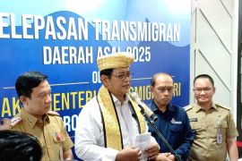Kementerian Transmigrasi berangkatkan 75 KK transmigran ke Sulawesi