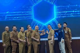 Aparat desa di Tabalong ikuti sosialisasi pengadaan barang dan jasa