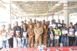 Pemkab Samosir dan Pemprov Sumut sinergi kuat, 12,5 Ton bibit padi resmi disalurkan