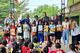 Manfaatkan dongeng pulihkan trauma murid pascabencana