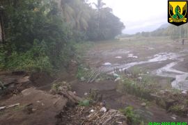 Bencana hidrometeorologi landa enam kecamatan di Sukabumi