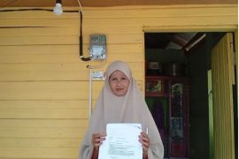 PLN sambungkan listrik gratis bagi 946 keluarga di Kaltara