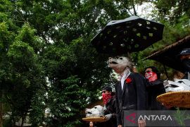 Aksi seni Taman Pemakaman Koruptor