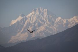 Nepal akan batasi jumlah pendaki di tengah masalah sampah pegunungan