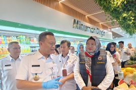 Pemkot Jaktim imbau pedagang tertib soal izin edar produk pangan