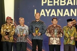 Pemkab Badung Raih Penghargaan Layanan Pendidikan