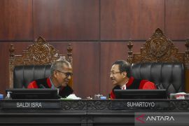 MK menegaskan penentuan royalti diatur di peraturan perundang-undangan