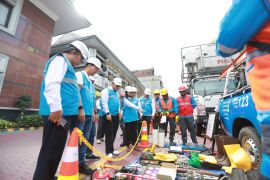 Jaga keandalan listrik jelang Nataru, PLN Jatim siagakan 5.451 personel