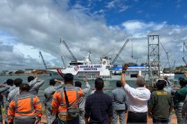 Bakamla kirim bantuan kedua dari Batam untuk korban bencana Sumatera seberat 92,2 ton