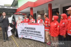 PMI Sumedang distribusikan bantuan logistik untuk korban bencana Sumatera