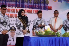 Pemkab HSS komitmen perkuat peran guru sebagai ujung tombak pendidikan