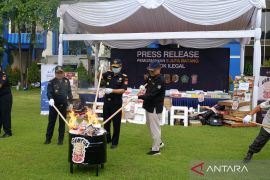 Kanwil DJBC Jatim I musnahkan 9,3 juta batang rokok ilegal