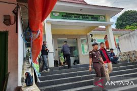 Kejari Jambi periksa 25 saksi kasus pajak parkir pasar Angso Duo