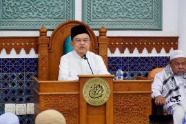 Jusuf Kalla serukan masjid jadi pusat kebangkitan sosial di Aceh
