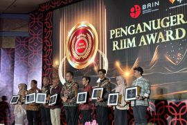 BRIN serahkan RIIM Award 2025 untuk 8 inovator produk berbasis riset