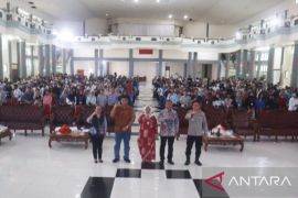 Tandatangani kontrak, 1.360 mahasiswa Unpatti terima beasiswa KIP-Kuliah