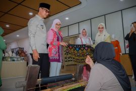 Galeri Dekranasda Mataram diresmikan perkuat ekonomi kreatif