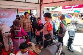 Polda Sumbar buka servis gratis kendaraan terdampak bencana hidrometeorologi di Agam (Video)