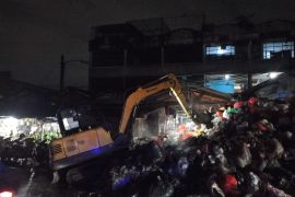 KLH bantu penanganan 116 ton sampah menumpuk di Tangerang Selatan