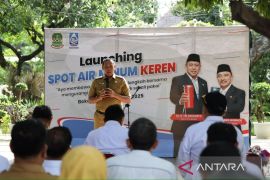 Pemkot Bekasi luncurkan spot air minum keren