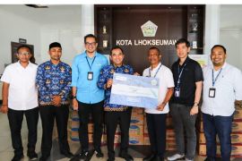 BCA Syariah distribusikan kebutuhan pokok penyintas bencana Aceh