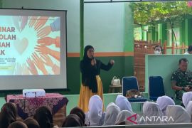 Siswa SMA di Boyolali ikuti edukasi Sekolah Ramah Anak