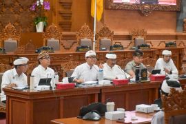 Pemkot Denpasar tambah mesin kapasitas 200 ton kelola sampah