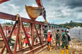 Yonzipur I/DD pasang jembatan bailey di Garoga pulihkan akses