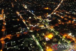 Pascapulihnya kelistrikan, beginilah suasana malam di Kota Banda Aceh