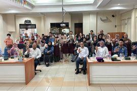 Jakpro dorong kemandirian UMKM difabel-dhuafa