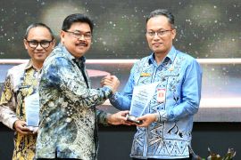 Pemkab HSS raih predikat informatif terbaik se-Kalsel