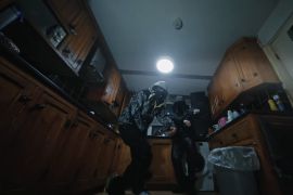 Timothe Chalamet kolaborasi dengan EsDeeKid lewat remix "4 RAWS"