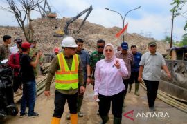 KLH akan bantu Pemkot Tangerang Selatan tangani sampah