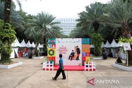 DKI gelar pasar kreatif natal di Taman Lapangan Banteng