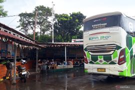 24 bus di Terminal Lebak Bulus tak laik jalan jelang Nataru