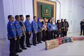 Wakil Bupati Langkat terima bantuan dari Bank Indonesia untuk terdampak banjir