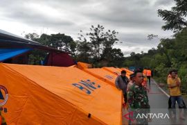 Pemkab Nagan Raya masih fungsikan dapur umum untuk korban banjir
